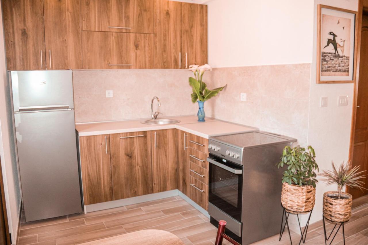 Apartmani Dumezic Bar Esterno foto