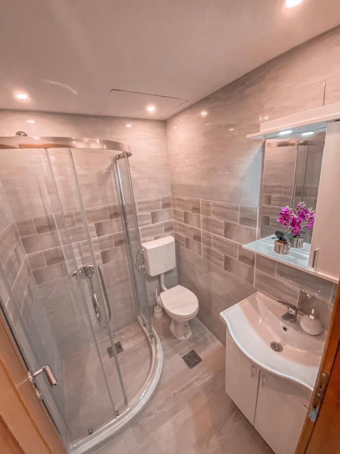 Apartmani Dumezic Bar Esterno foto