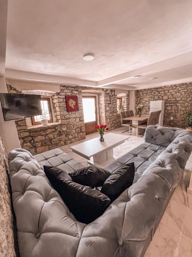 Apartmani Dumezic Bar Esterno foto